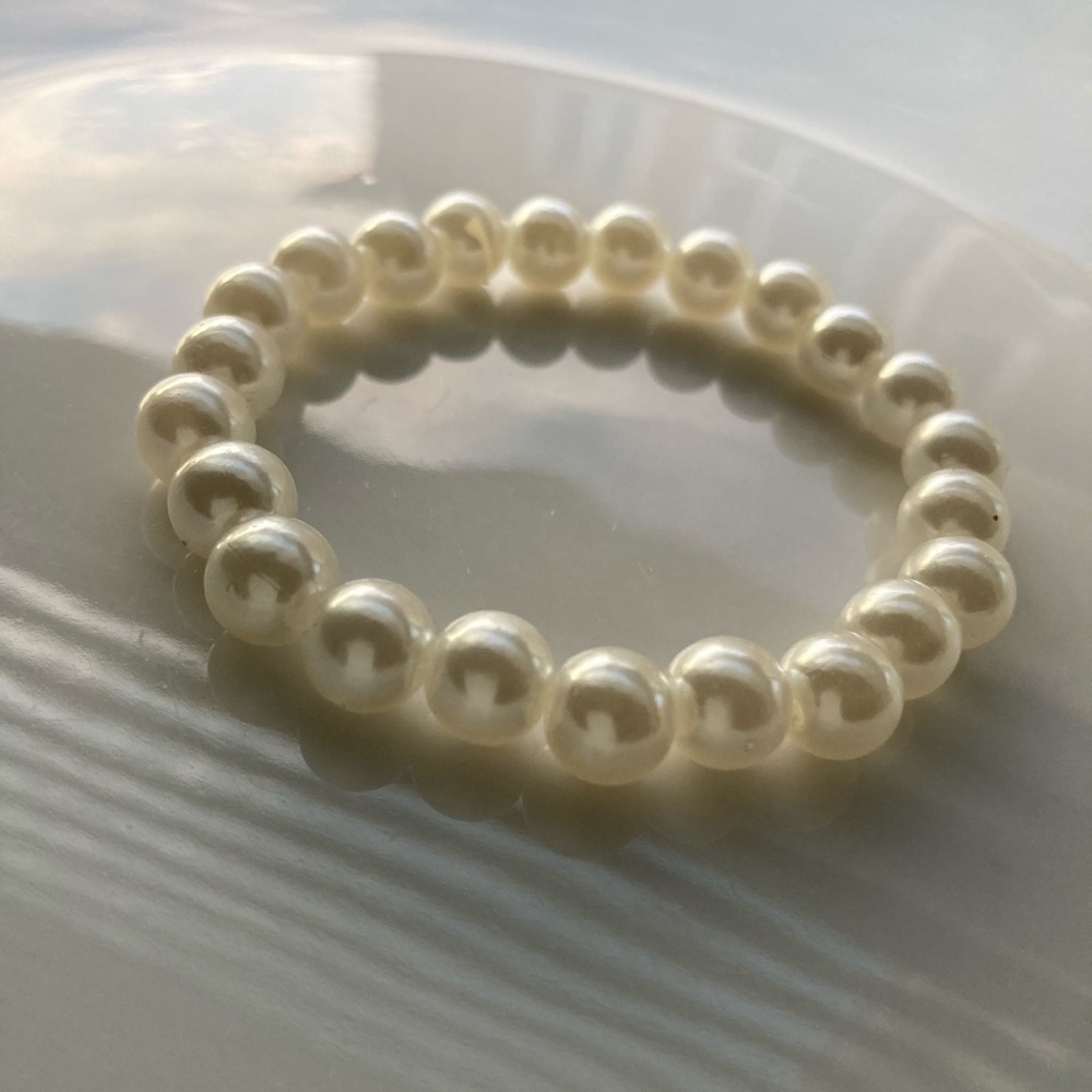 Exquisitely Delicate Freshwater Vintage & Simply Style  Pearl Bracelet - Picture 7 of 11